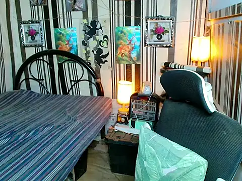 TsyummyCock4u 在線直播表演