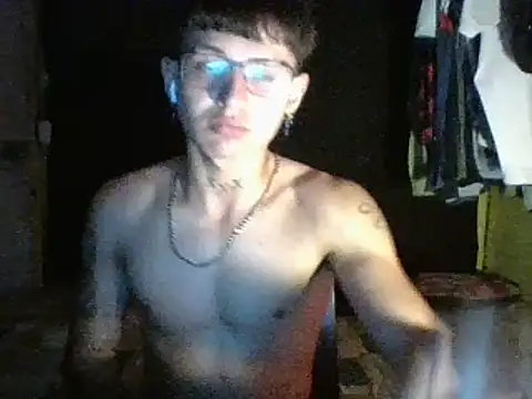 Ebebyjuan webcam show