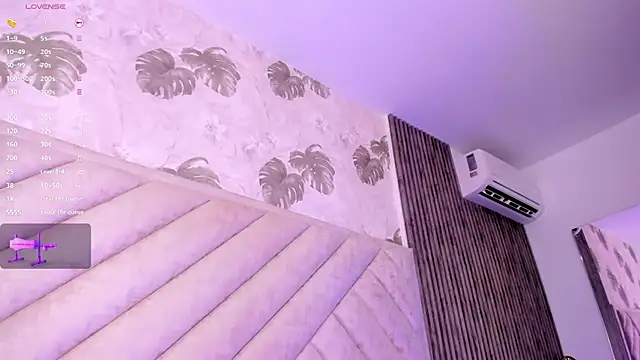 SarahRizof's Live XXX Chat