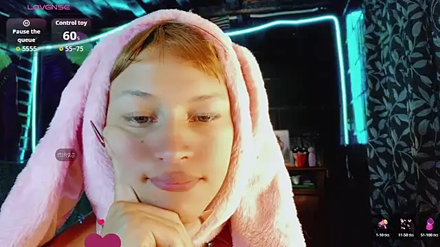 Summer_XO Live XXX-Chat