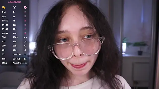 HannaHaylesのライブXXXチャット