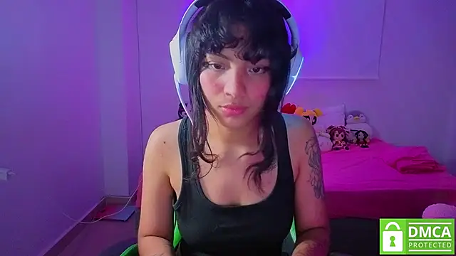 Chat +18 de Lovelyamyy ao vivo