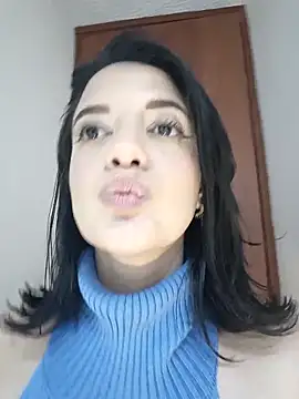 milufontier Chat XXX live