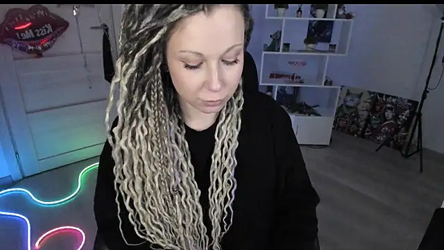 HoneySallyMoore 现场XXX聊天