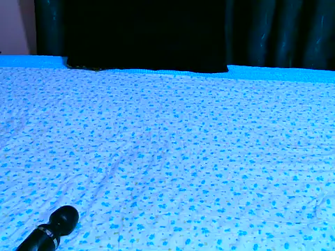 Pretty_kara Adlı Modelin Canlı XXX Sohbeti