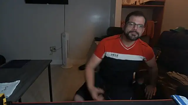 Zander823 webcam show