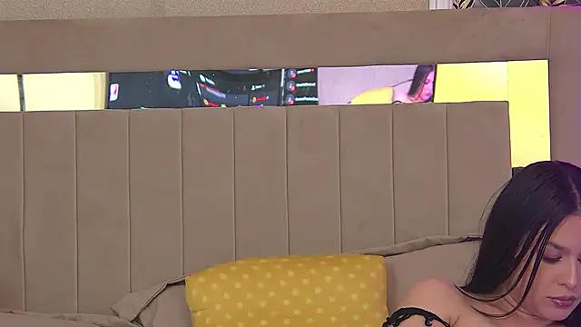 reyabaines Webcam show