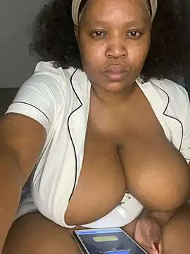 Sugarbabe242 Adlı Modelin Canlı XXX Sohbeti