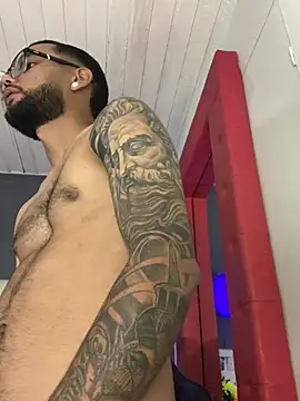 KyleJoss30 webkamerás műsora