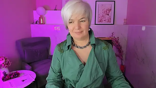 CarmenSoftのライブXXXチャット