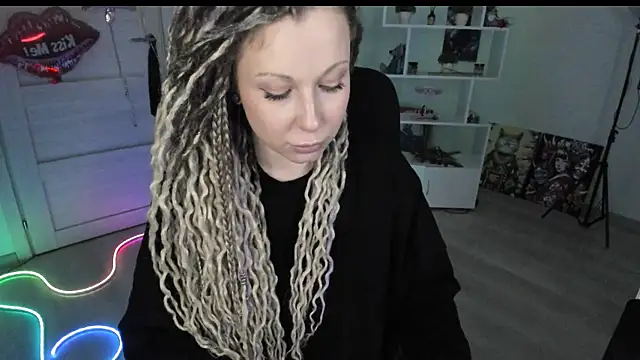 HoneySallyMoore's Live XXX Chat