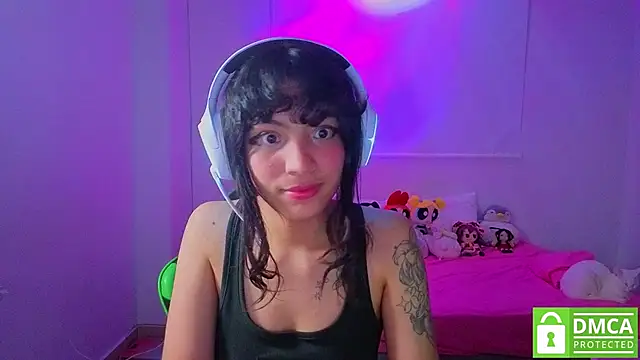 Lovelyamyy Adlı Modelin Canlı XXX Sohbeti