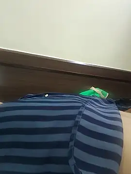 Koziekylie Chat XXX live