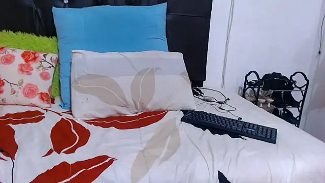 BigbootyNickyx Chat XXX live