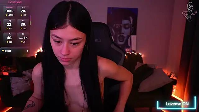 XXX chat uživo modela FataleNellie
