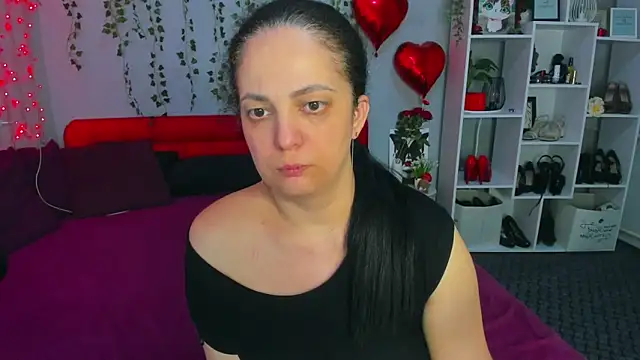Chat +18 de DarlingMilf ao vivo