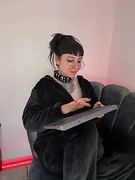 Ravenna666_ – Live XXX-chat