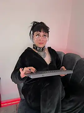 Ravenna666_ – Live XXX-chat