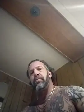 AceticPinscherのライブXXXチャット