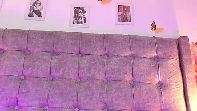 Linda_Fosterr's Webcam Show