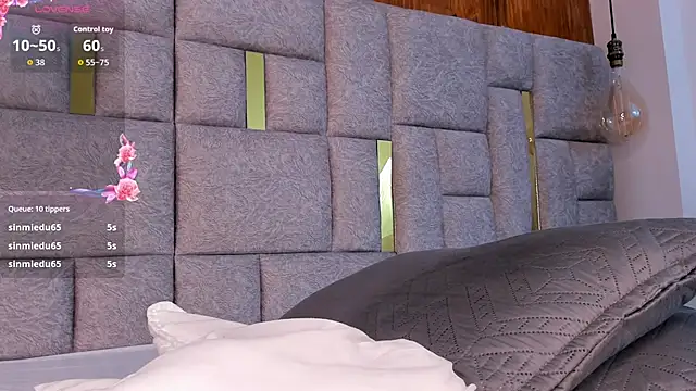 Онлайн чат XXX camilaa_smith_