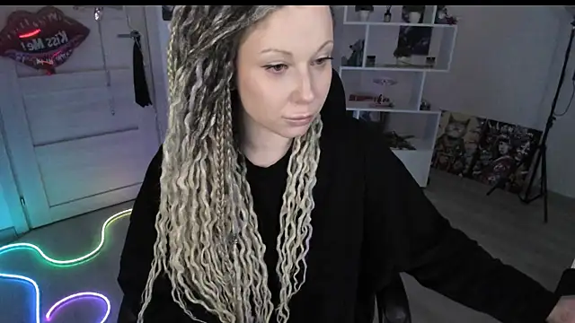 HoneySallyMoore élő XXX-chatje