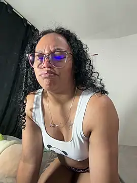 Chat +18 de tokio_angel ao vivo