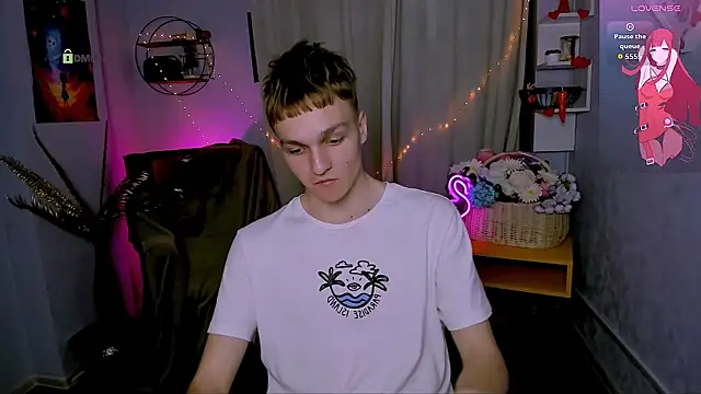 john_lik webcam show