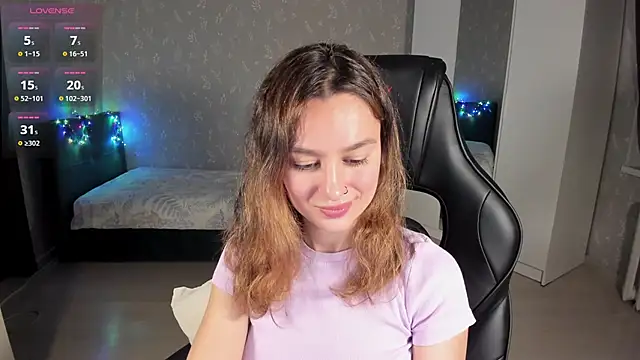 Chat +18 de EllaFresh ao vivo