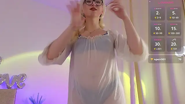 Show modela Jules_night na web-kameri