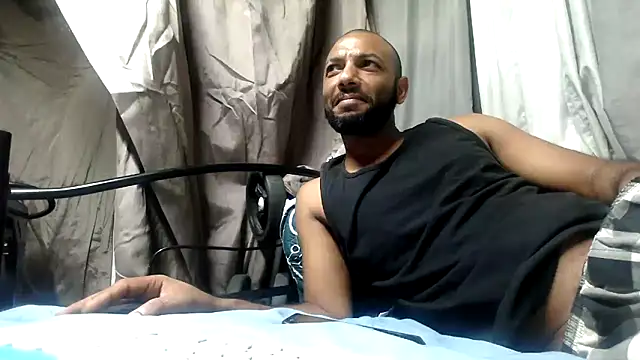 CamodickのライブXXXチャット