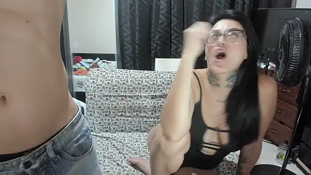 XXX chat uživo modela youth_lust69