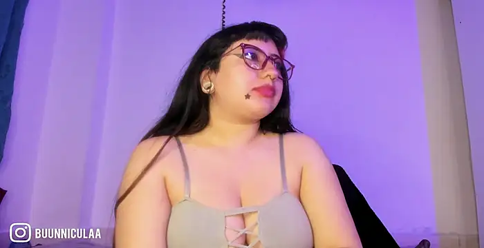 Chat +18 de larissa01_ ao vivo