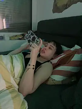 Just-Lilly Live XXX-chat