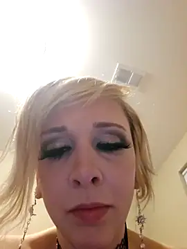 XXX chat uživo modela AmethystFoxx