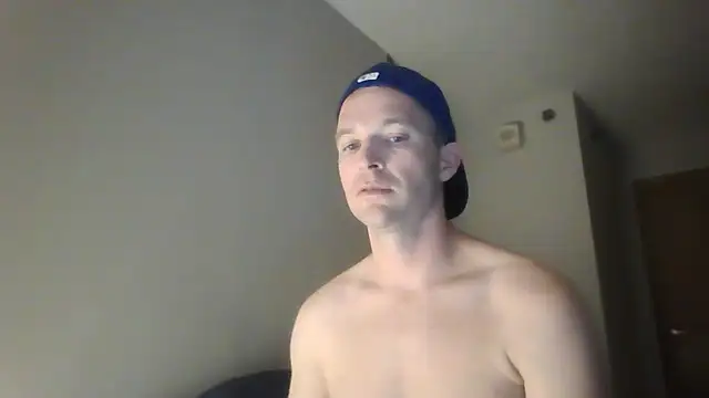 Pertunjukan Kamera Web Luke_James