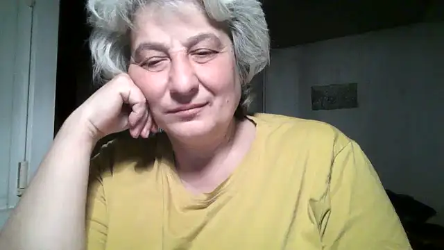 ExquisiteMature live XXX chat