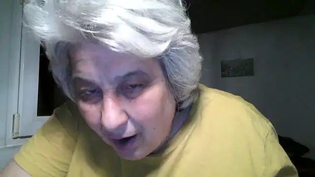 ExquisiteMature live XXX chat