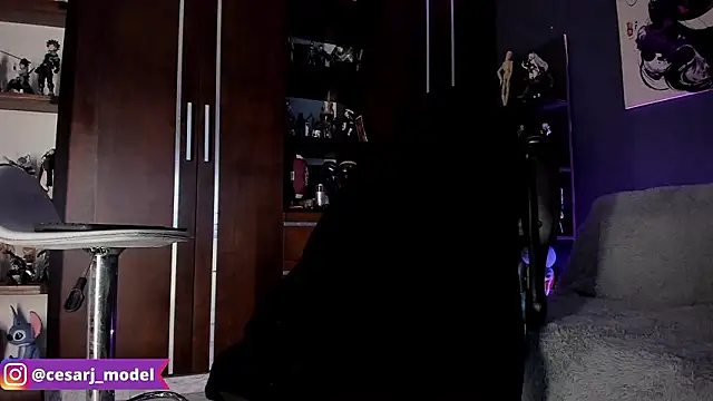 cesar_jonnes লাইভ XXX চ্যাট