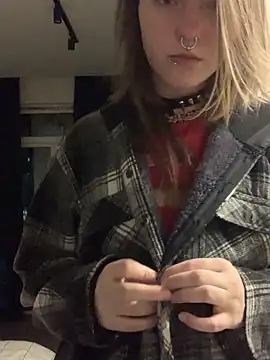 Chatroom XXX en direct de VesnaCrystal