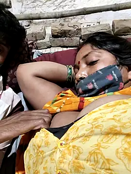 Indiandesicouple155のウェブカメラショー