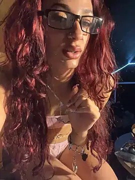 heluvsbabii Show in webcam