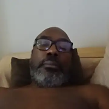 Bigmaumau54: διαδικτυακό σόου στην κάμερα