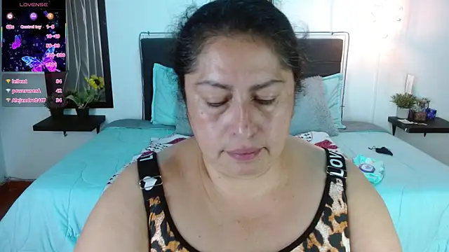 Keyla01_ Adlı Modelin Canlı XXX Sohbeti