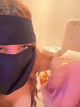 Divas_Arab_girls 网络视讯表演