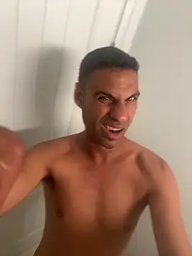 ZF-Athlete live XXX chat