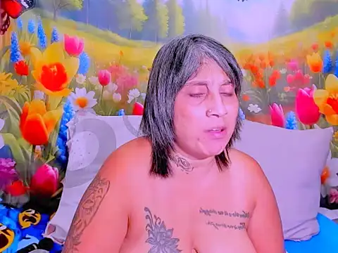 indianroxy 即時 XXX 聊天