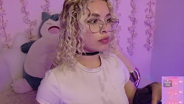 Haelycute Live XXX-Chat