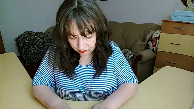 Živý XXX chat Lucretia_Goldi_