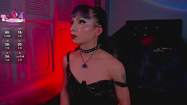 Draculairis: вебкам-шоу